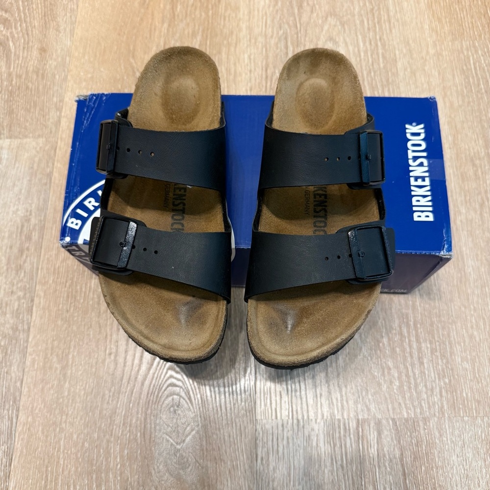 Birkenstock Black Arizona Narrow 38. Ladies 7/ men’s 5